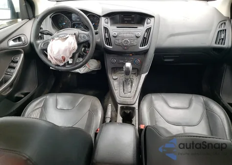 2016 Ford Focus Se из США, поврежденный, VIN 1FADP3F29GL358431